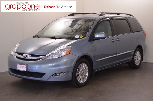 pre owned toyota sienna 2010 #6